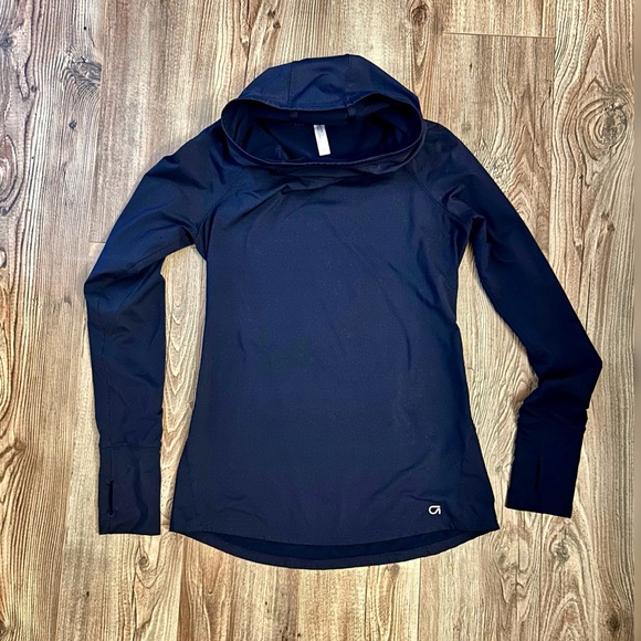 GapFit Brushed Running Hoodie - Picture 2 of 3